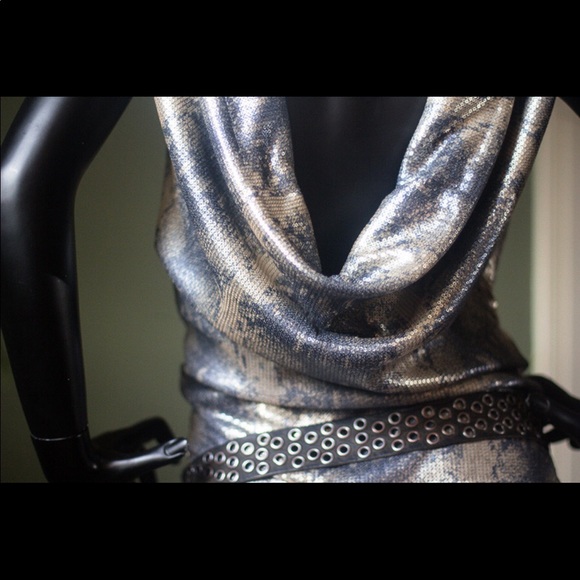 One of a kind snakeskin sequin mini dress - Picture 4 of 4